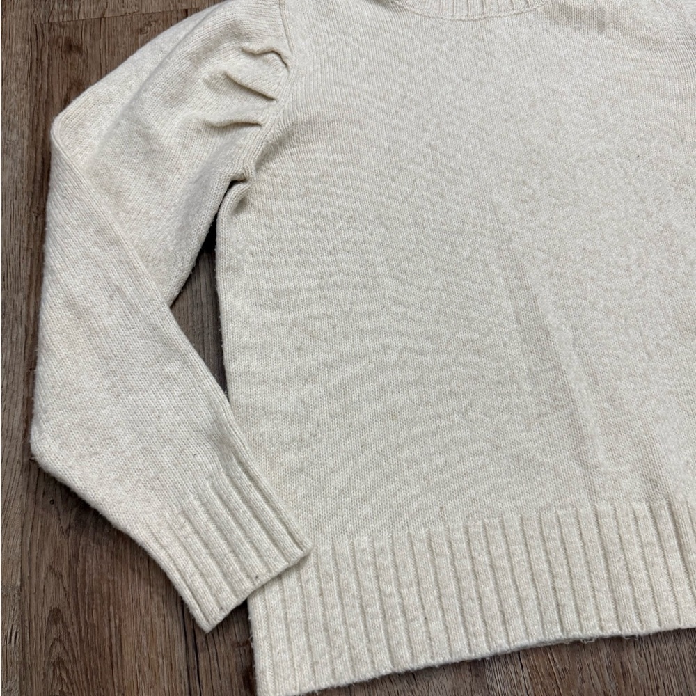 CAbi • Oatmeal Heather Puff Sleeve Turtleneck Sweater - Picture 4 of 16